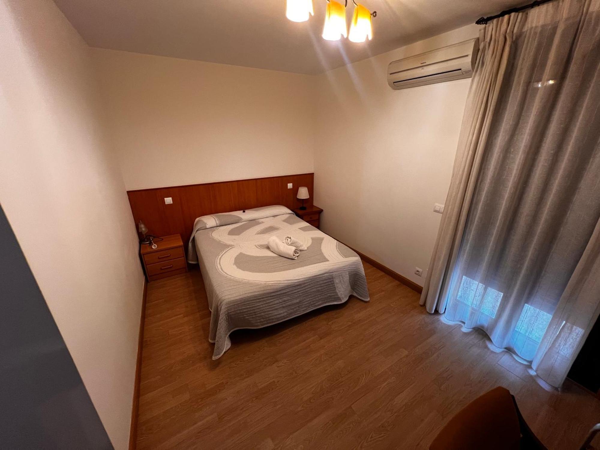 Queen Room,1742967536:JPEG